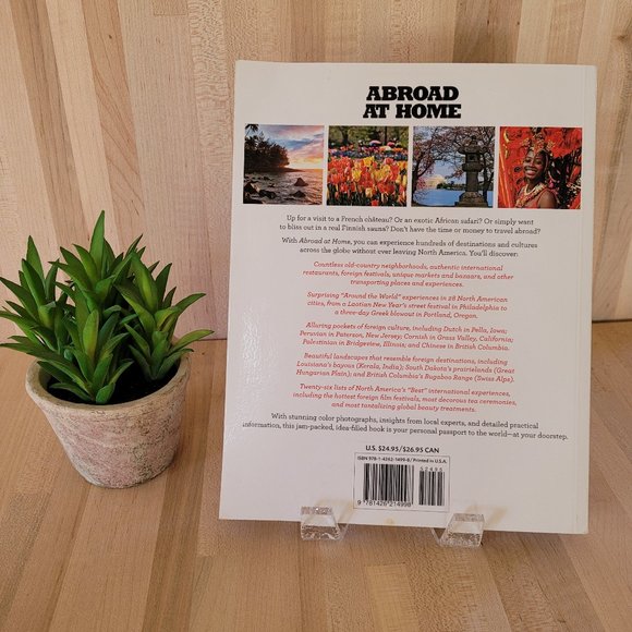 Abroad At Home. National Geographic Travel Book of America. - Picture 5 of 5